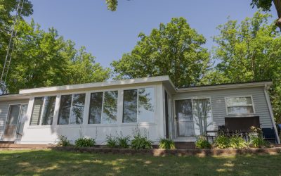 How to Keep Bugs & Mosquitos Away from Your Sunroom